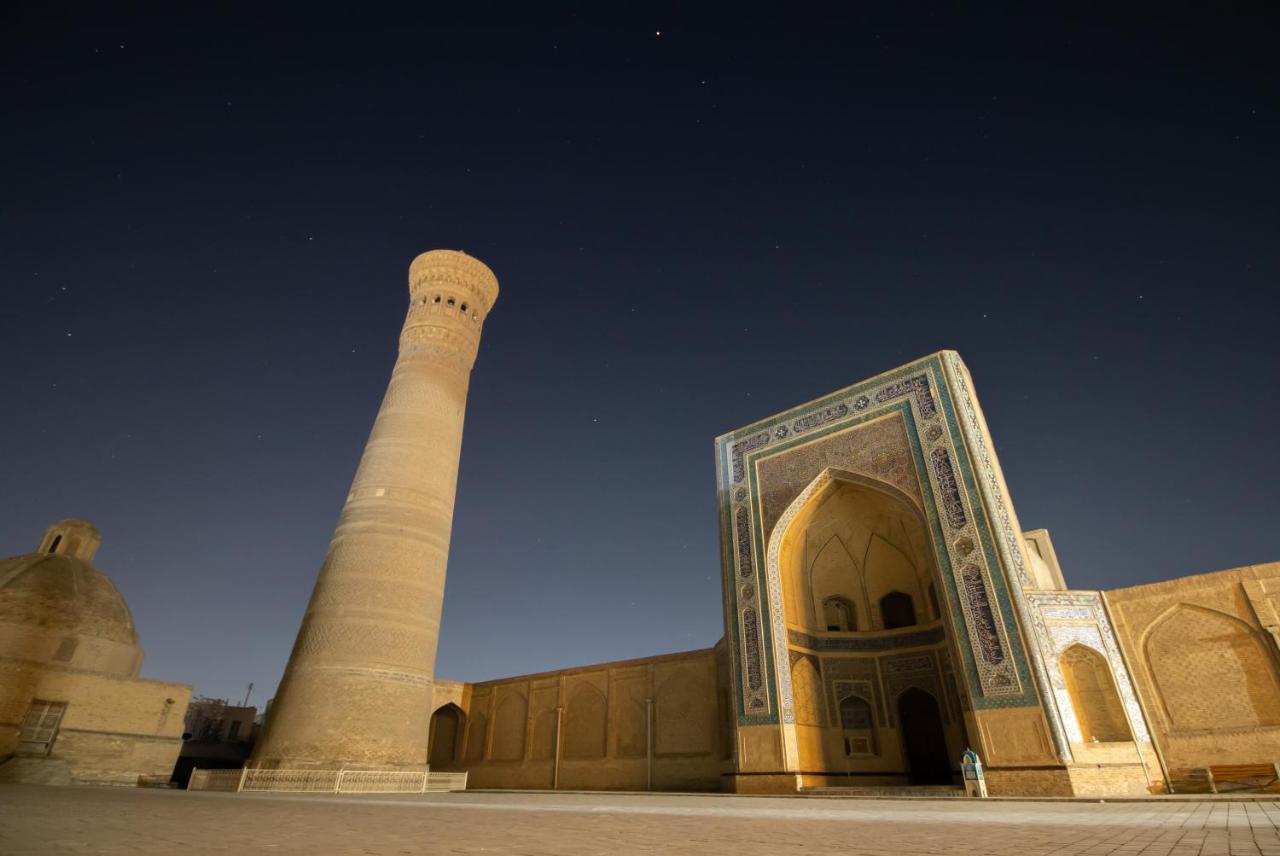 Bukhara Zaringiz Hotel Exterior photo